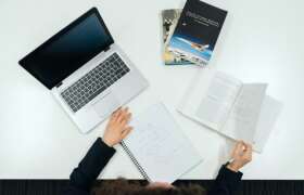 News How to Take Notes and Participate in Online Classes for College Students