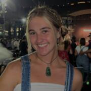 SDSU Roommates Liz Valls Seeks San Diego State Students in San Diego, CA