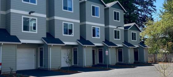 EBC Housing McKenzie Bend Apartments for Eugene Bible College Students in Eugene, OR