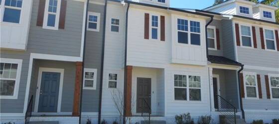 Belmont Housing Call 704-800-3770 for showings for Belmont Students in Belmont, NC