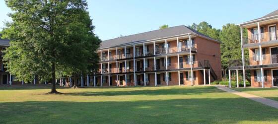 University of Alabama Housing Riverbend Commons - Unit 205-C for University of Alabama Students in Tuscaloosa, AL