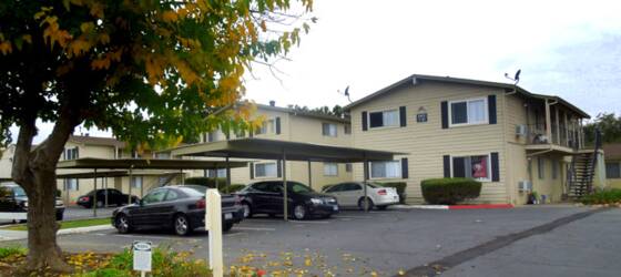Folsom Lake College Housing 2 bed 1 bath, 750 sq ft for Folsom Lake College Students in Folsom, CA