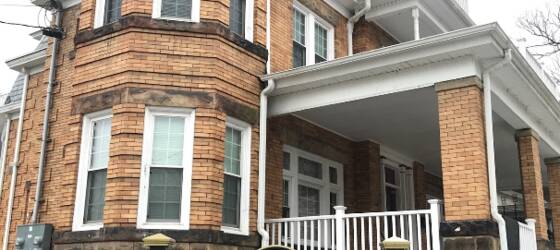 Allegheny Housing Cozy 1BR Balcony Suite for Allegheny College Students in Meadville, PA