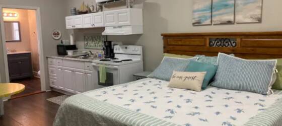 USCB Housing Live Oak Suite - Furnished + Utilities for University of South Carolina Beaufort Students in Bluffton, SC