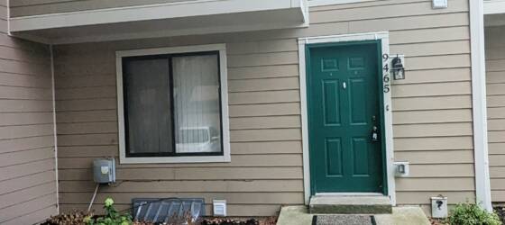 Miami Middletown Housing Large 2 bedroom town house for Miami University Middletown Students in Middletown, OH