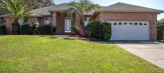 UWF Housing Great Family Home with Fenced-in Backyard for University of West Florida Students in Pensacola, FL