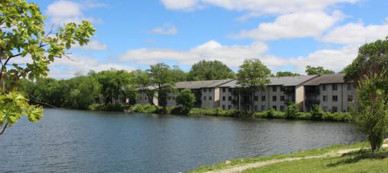 Chippewa Valley Technical College Housing Half Moon Lake Apartments for Chippewa Valley Technical College Students in Eau Claire, WI