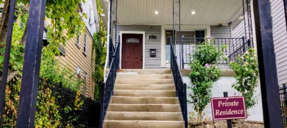 Johns Hopkins Housing Shared Single Family 4 bed 2 bath in Baltimore for Johns Hopkins University Students in Baltimore, MD