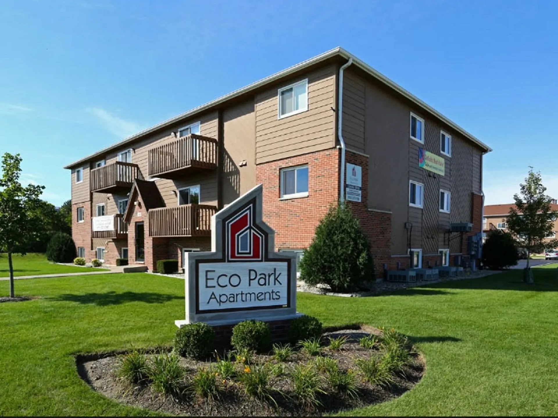 NIU Housing Eco Park for Northern Illinois University Students in Dekalb, IL