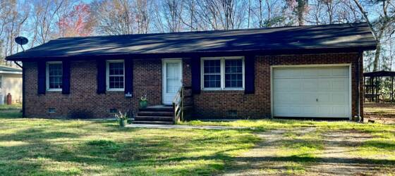 James Sprunt Community College  Housing House avail in Willard! for James Sprunt Community College  Students in Kenansville, NC