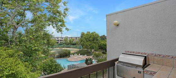 SDCC Housing Top Floor | Balcony | W/D | Sea World | Amenities for San Diego City College Students in San Diego, CA