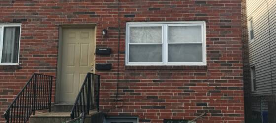 TCNJ Housing Cozy 2nd Floor Apartment for College of New Jersey Students in Ewing, NJ