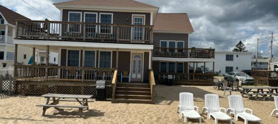 South Portland Housing Students! Oceanfront Home, 4 bedrooms, Old Orchard Beach for South Portland Students in South Portland, ME