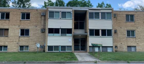 Akron Housing 1 Bedroom Apartment for University of Akron Students in Akron, OH
