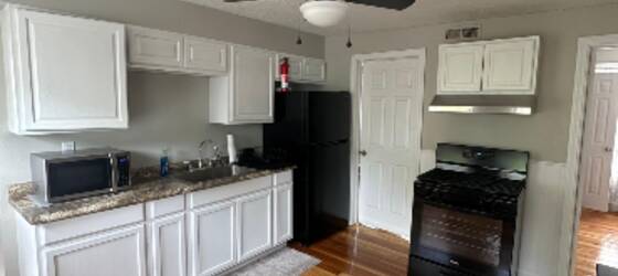 Massachusetts Housing 3 Bed 1 Bath Apartment for University of Massachusetts-Amherst Students in Amherst, MA