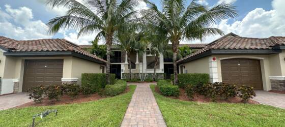 Ave Maria School of Law Housing WOW!! Golf Membership Included! Luxury 2+Den Veranda! for Ave Maria School of Law Students in Naples, FL