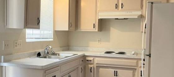 Marinello School of Beauty-Chico Housing 2 Bedroom, 1.5 Bath Apartment! for Marinello School of Beauty-Chico Students in Chico, CA