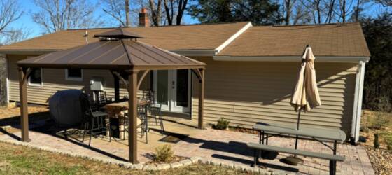 MHC Housing West Asheville—Fully Furnished for Mars Hill College Students in Mars Hill, NC