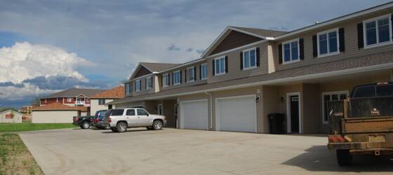 Dickinson Housing Nice 3 bed, 2.5 bath townhome for Dickinson Students in Dickinson, ND