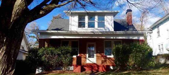Charlottesville Housing Charming renovated bungalow close to UVA for Charlottesville Students in Charlottesville, VA