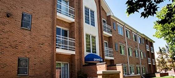 Drake Housing Drake Court Apartments for Drake University Students in Des Moines, IA