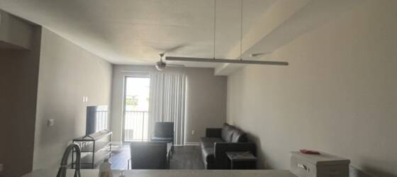 City College-Miami Housing FOR SUBLEASE - 2 BED 1 BATH for City College-Miami Students in Miami, FL
