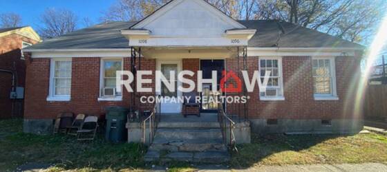 U of M Housing Duplex Located In Berclair/ Highland Heights Available For Rent + Move- In Ready + Call For Showings for University of Memphis Students in Memphis, TN