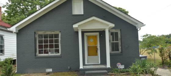 Rocky Mount Housing Newly Renovated 3 bed 1 Bath house! Move in ready! for Rocky Mount Students in Rocky Mount, NC