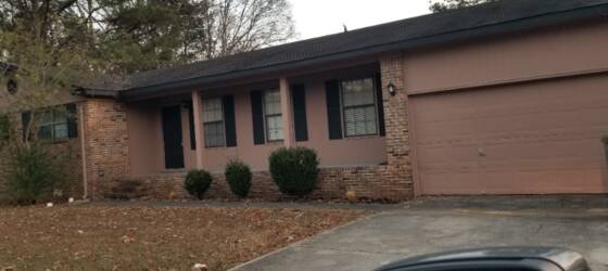 AAMU Housing Lovely 3 bd 2 ba with fireplace with 2-car garage for Alabama A & M University Students in Normal, AL