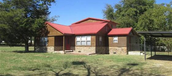 Grayson County College Housing 4 Bedroom 2 Bath for Grayson County College Students in Denison, TX