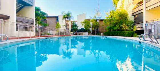 San Diego Community College District Housing BohoLux 1Bed/1ba Condo w Parking, AC, Heated Pool, Hot Tub, Fully Furnished, Utilities/WiFi Included for San Diego Community College District Students in San Diego, CA