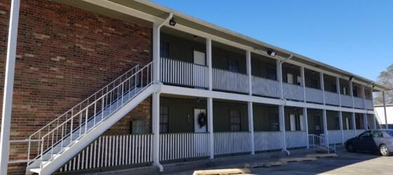 McNeese Housing Ashford Court Apartments for McNeese State University Students in Lake Charles, LA