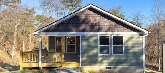 MHC Housing Charming New Construction Three-Bedroom in Alexander for Mars Hill College Students in Mars Hill, NC