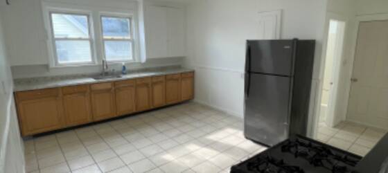 Providence Housing Admiral ST APT 3 for Providence College Students in Providence, RI