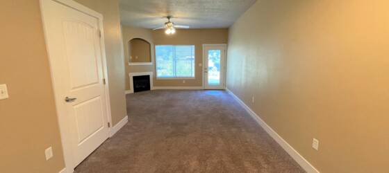 College of Western Idaho Housing 16650 N Profit Circle - Townhome Available for College of Western Idaho Students in Nampa, ID